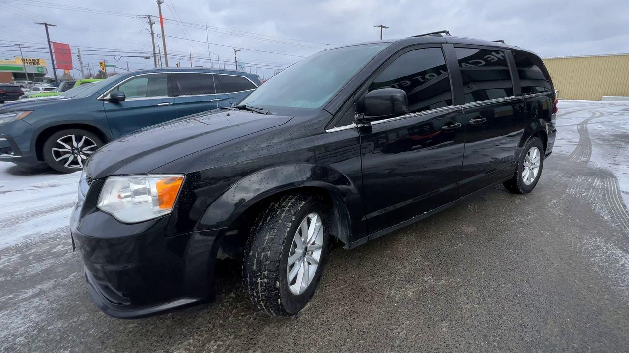 2020 Dodge Grand Caravan Premium Plus 3RD ROW 7 PASSENGER, LEATHER SEATS, BACK UP CAM, SIRIUS XM, ROOF RACK!!! Photo3