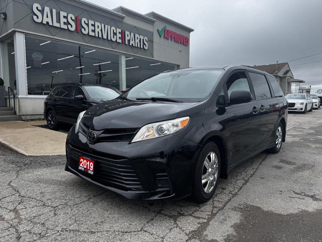 Used 2019 Toyota Sienna LE for sale in London, ON