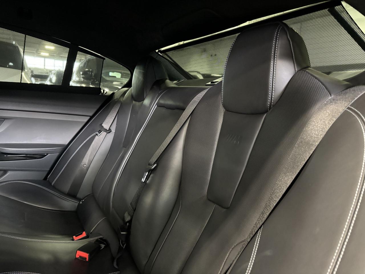 2015 BMW M6 Gran Coupe|NAV|HEADSUP|CARBONROOF|CARBONSPOILER|++ - Photo #13