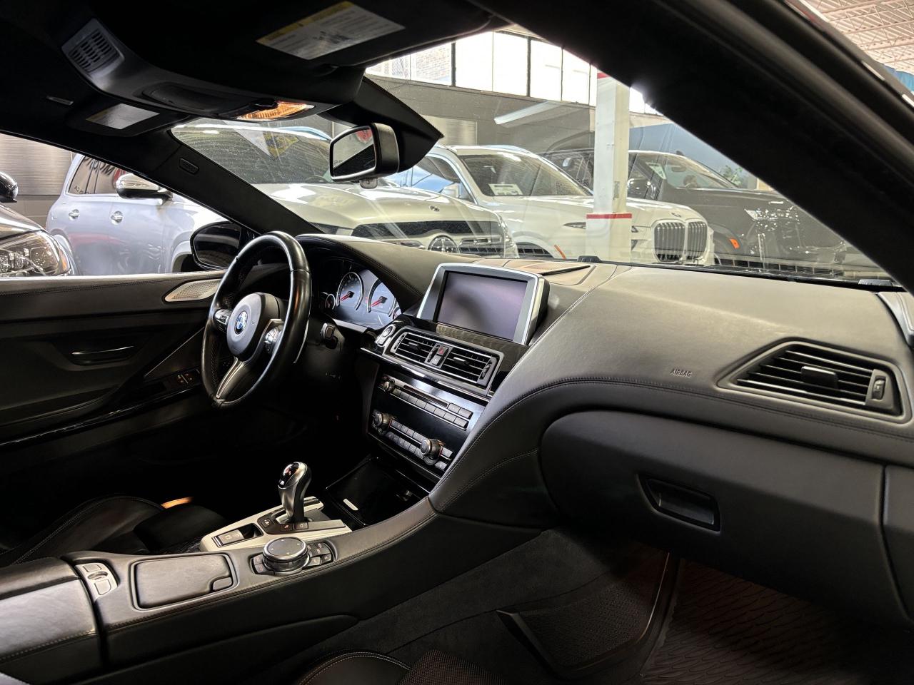 2015 BMW M6 Gran Coupe|NAV|HEADSUP|CARBONROOF|CARBONSPOILER|++ - Photo #18