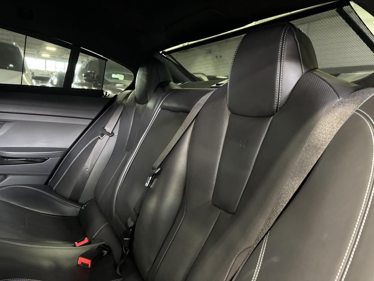 2015 BMW M6 Gran Coupe|NAV|HEADSUP|CARBONROOF|CARBONSPOILER|++ - Photo #13