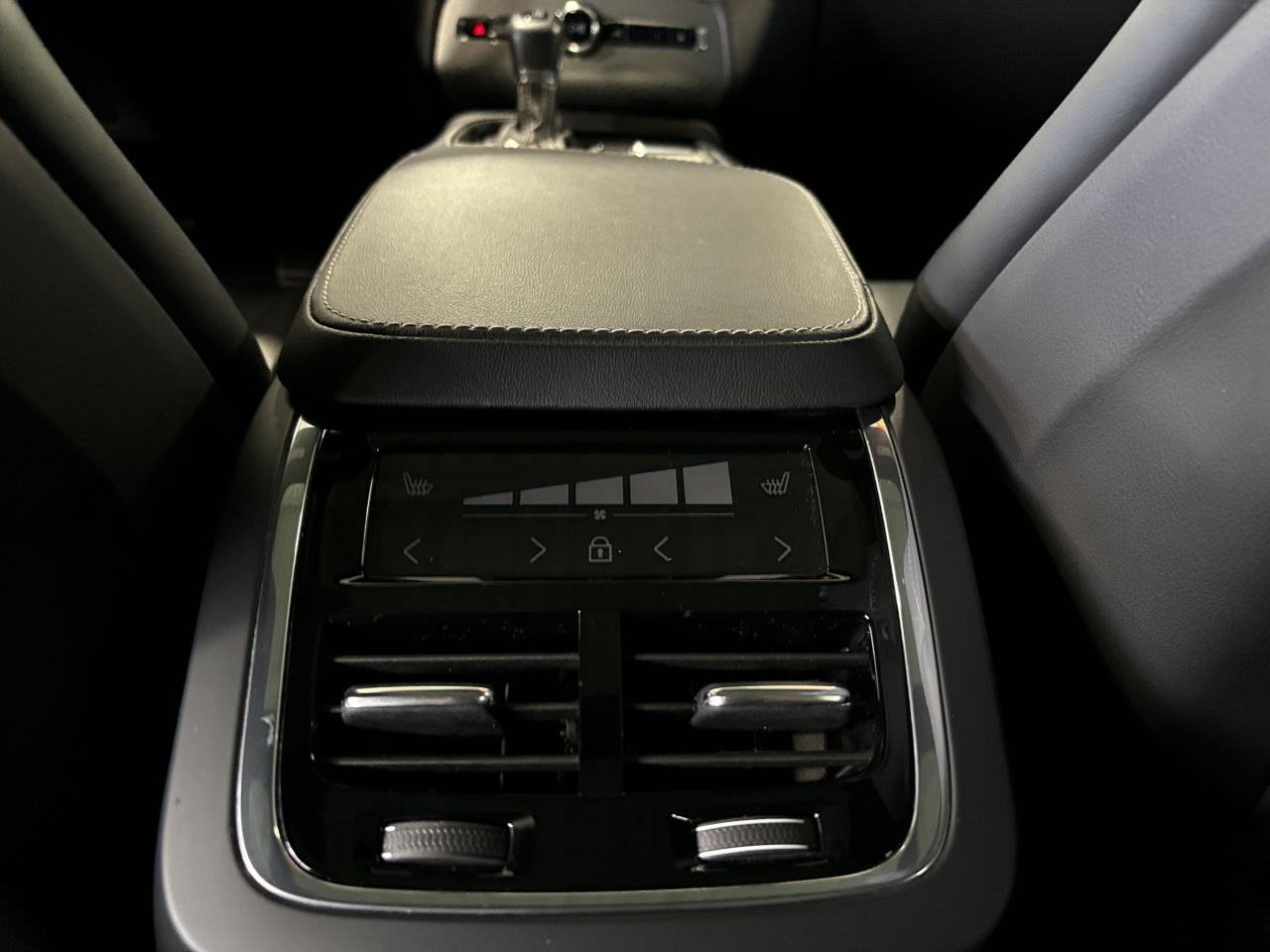 2021 Volvo XC90 T6 R-Design|AWD|7PASSENGER|NAV|HARMANKARDON|+++ - Photo #14