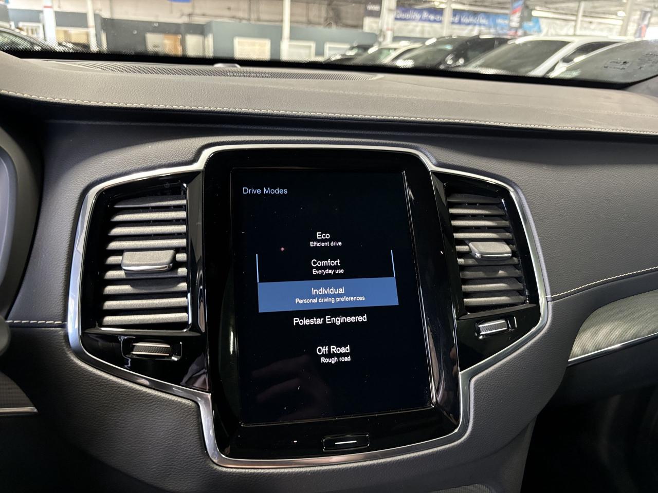 2021 Volvo XC90 T6 R-Design|AWD|7PASSENGER|NAV|HARMANKARDON|+++ - Photo #27