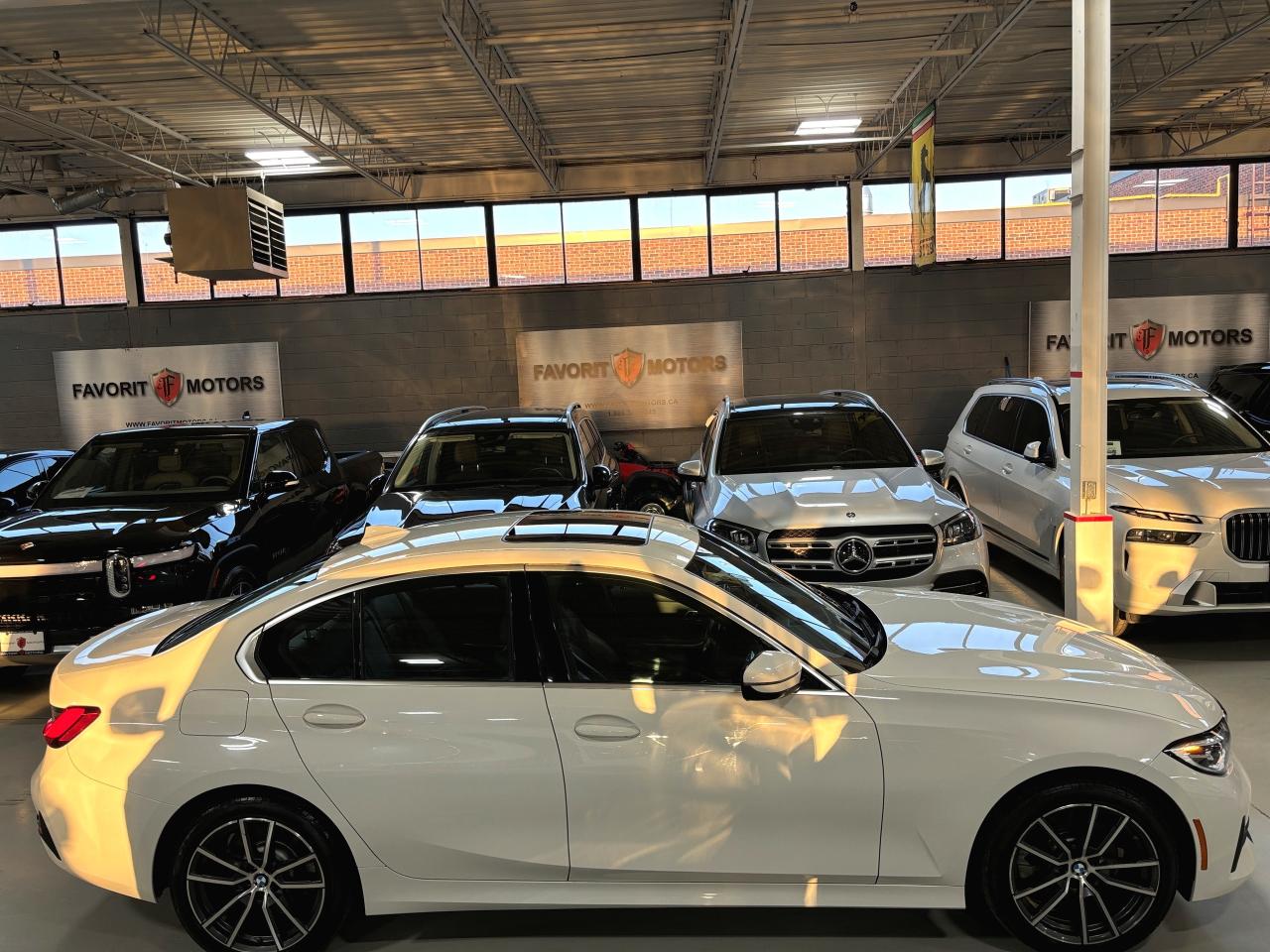 2022 BMW 3 Series 330i xDrive|AWD|NAV|SUNROOF|LEATHER|LED|BACKUPCAM| - Photo #4