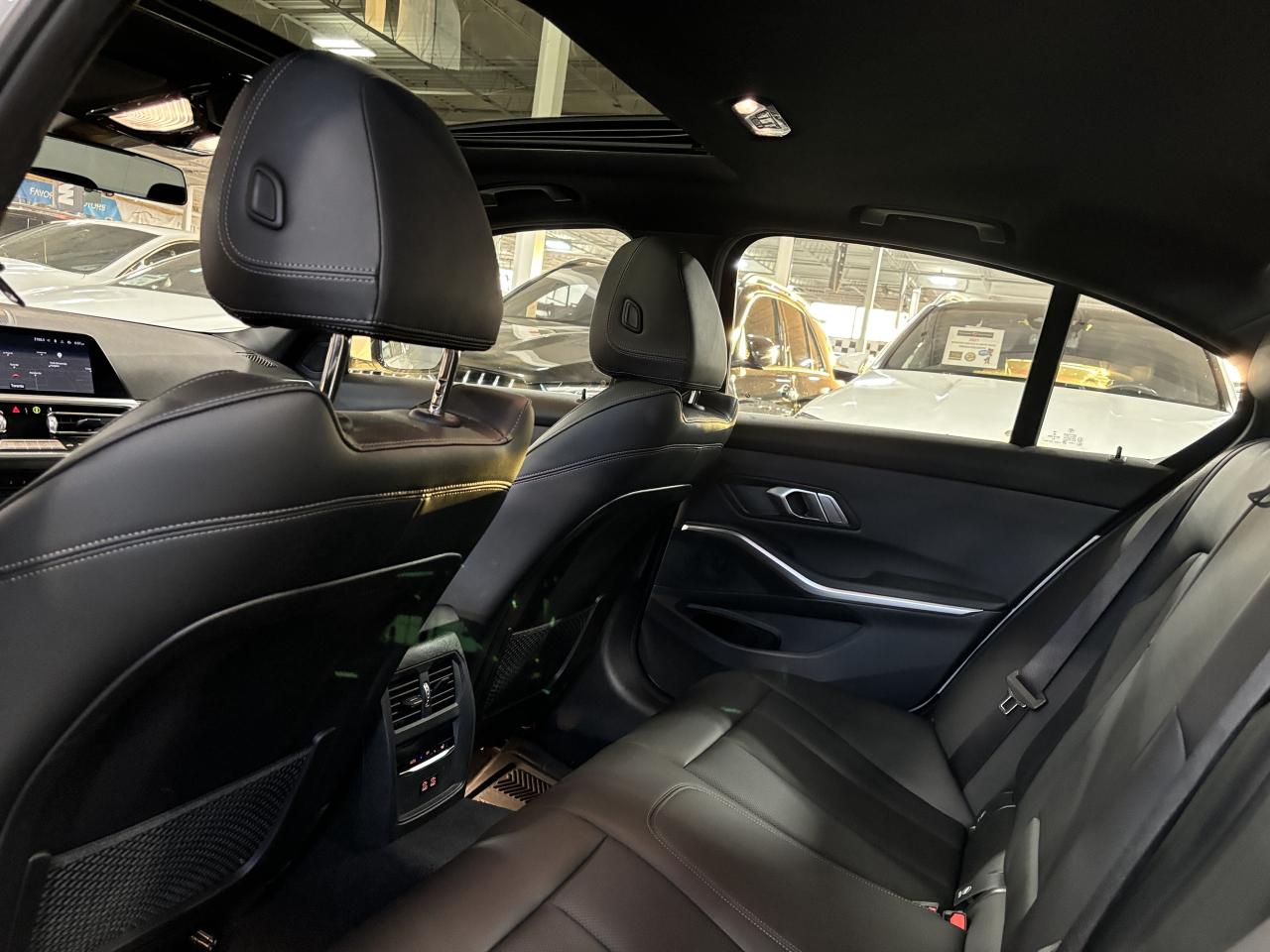 2022 BMW 3 Series 330i xDrive|AWD|NAV|SUNROOF|LEATHER|LED|BACKUPCAM| - Photo #8