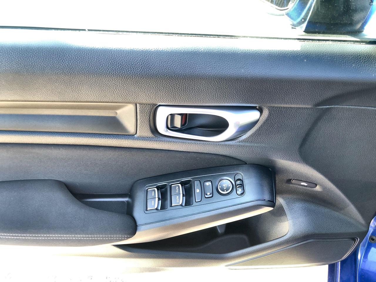 2024 Honda Civic Sport SPORT, LIKE NEW!!  ROOF, HTD.SEATS, BLIS, BK Photo