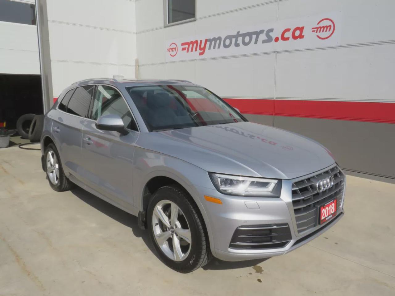 Used 2018 Audi Q5 Progressiv (**LOW KM!!!**AWD**ALLOY RIMS**FOG LIGHTS**TRAILER HITCH**LEATHER**TOUCHPAD**PANORAMIC SUNROOF**NAVIGATION**POWER SEATS**HEATED SEATS**HEATED STEERING WHEEL**DUAL CLIMATE CONTROL**REVERSE CAMERA**REAR PRIVACY COVER**ROOF RACK**POWER TAILGATE**C for sale in Tillsonburg, ON