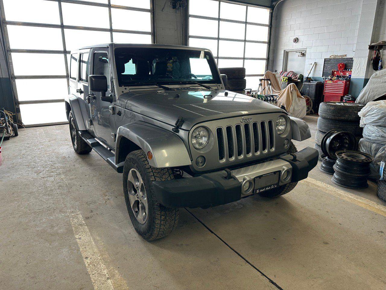 Used 2016 Jeep Wrangler Unlimited Sahara 4WD 4dr Sahara for sale in Walkerton, ON