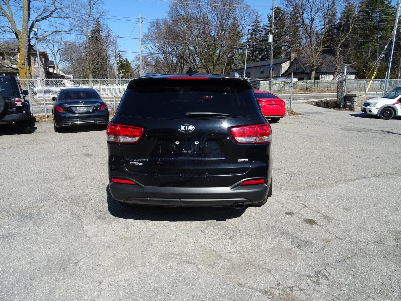 2018 Kia Sorento LX Turbo - Photo #9