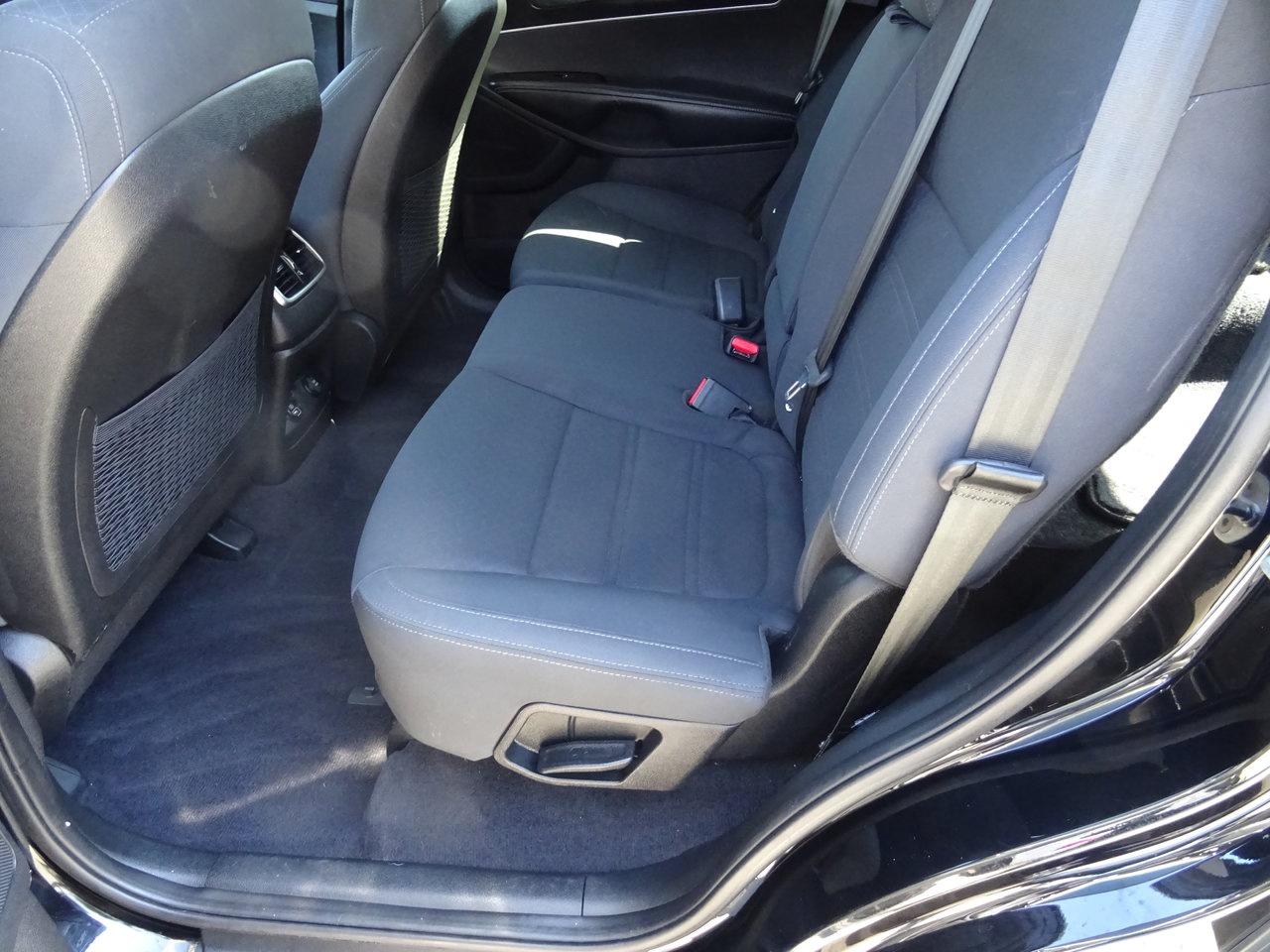 2018 Kia Sorento LX Turbo - Photo #12