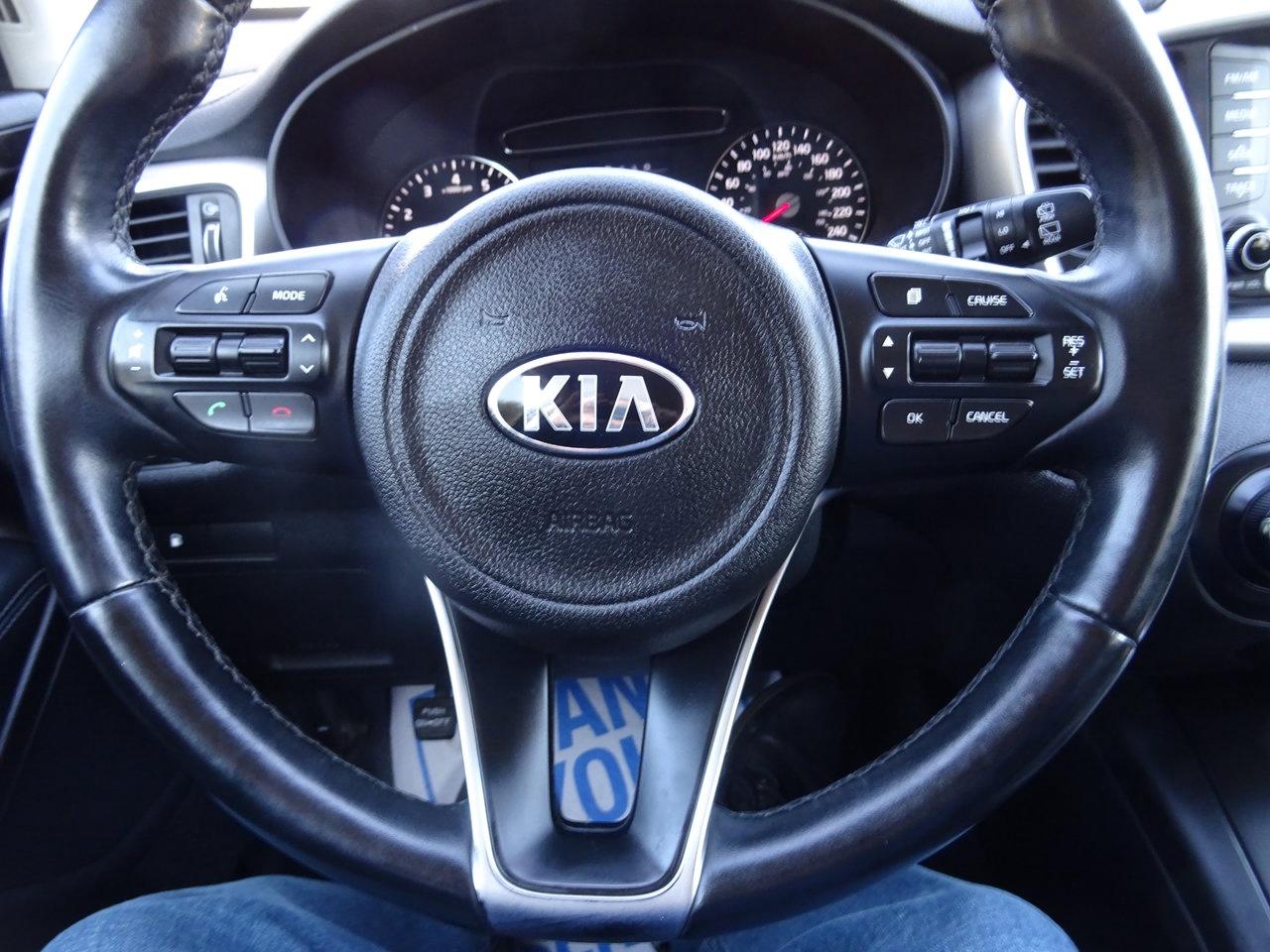 2018 Kia Sorento LX Turbo - Photo #16