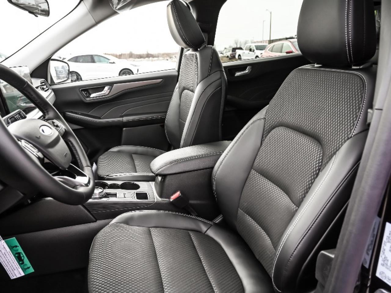 2025 Ford Escape PHEV Photo