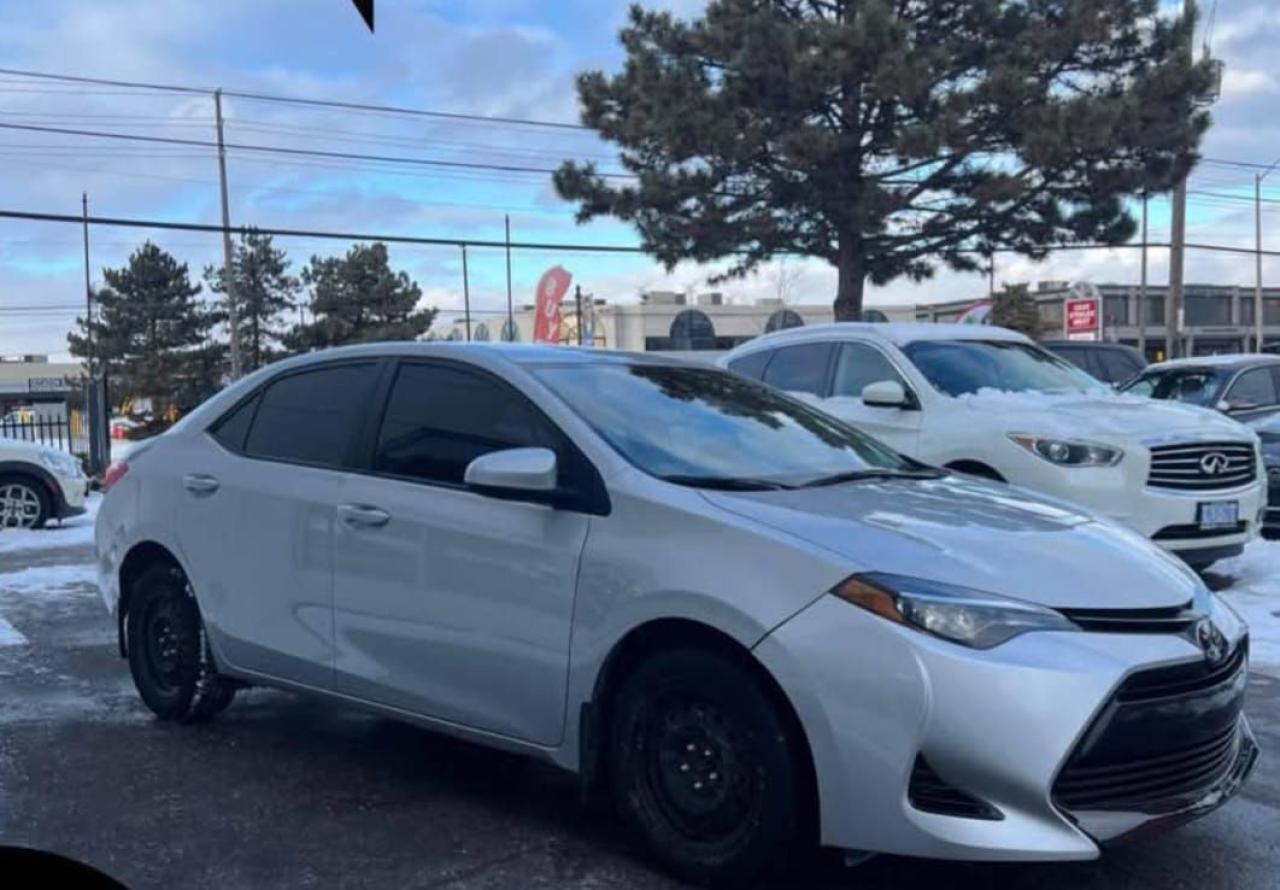 2019 Toyota Corolla LE - Photo #5