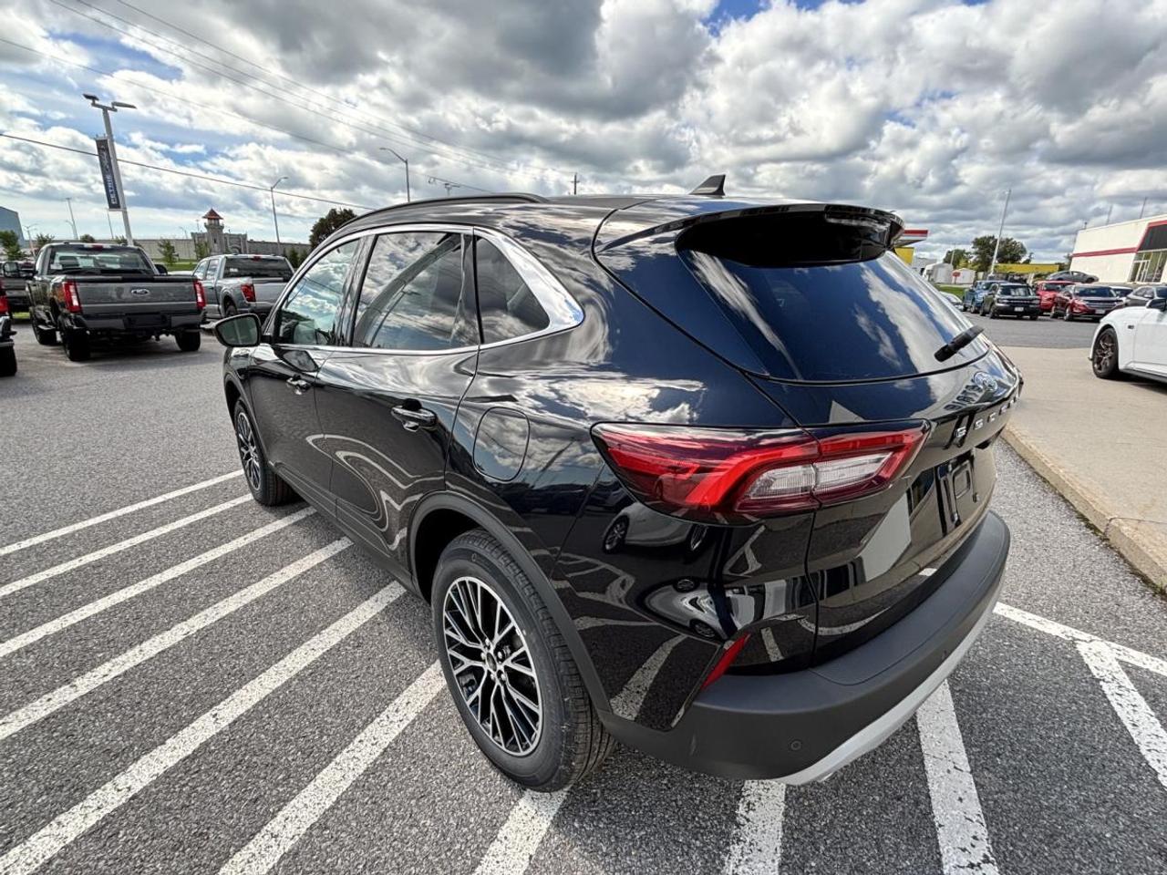 2025 Ford Escape Hybrid PHEV Photo