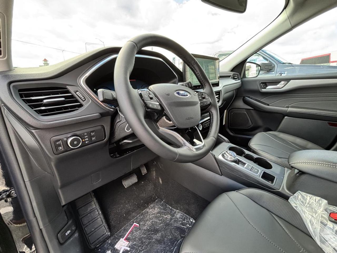 2025 Ford Escape Hybrid PHEV Photo