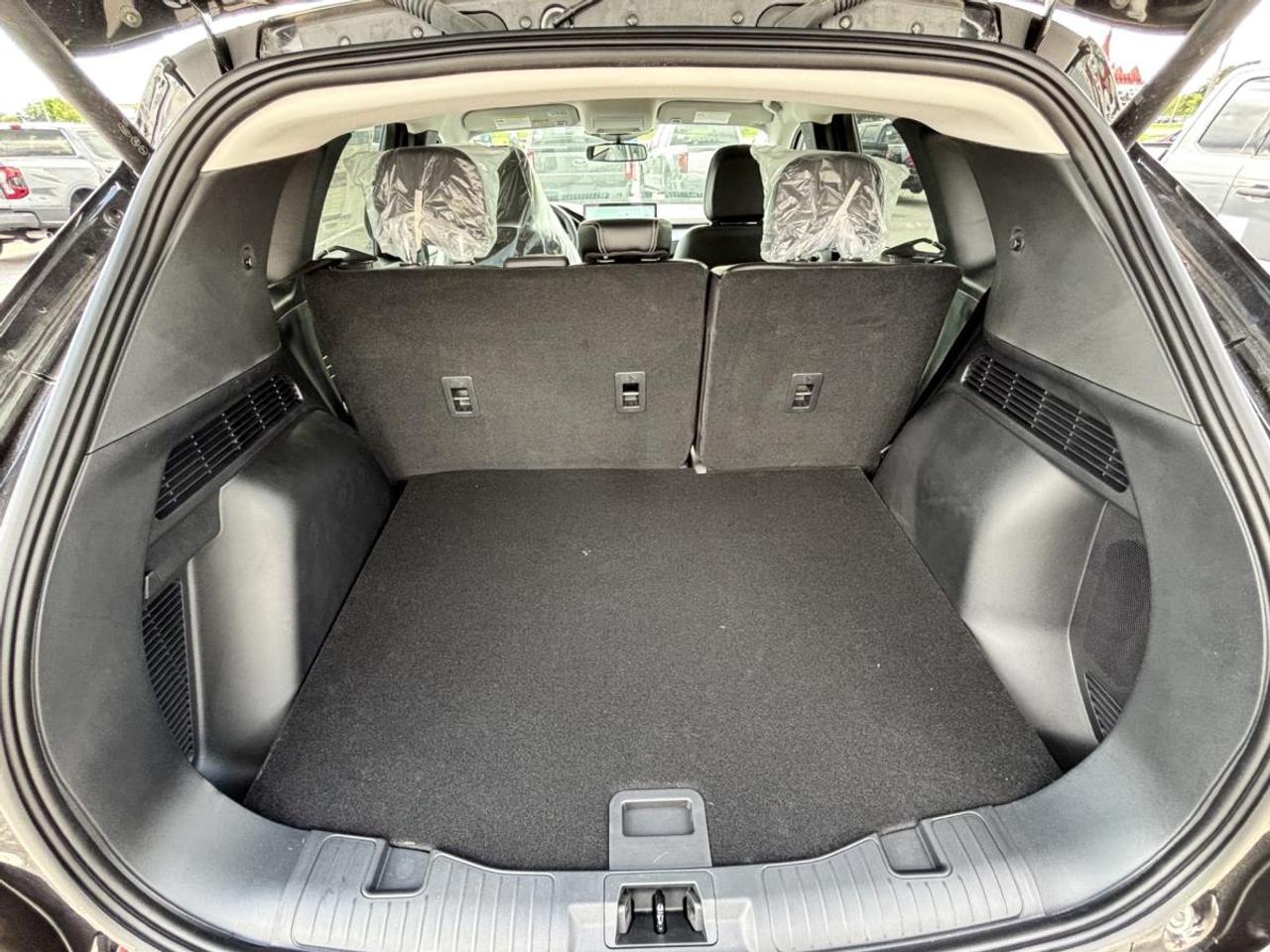 2025 Ford Escape Hybrid PHEV Photo