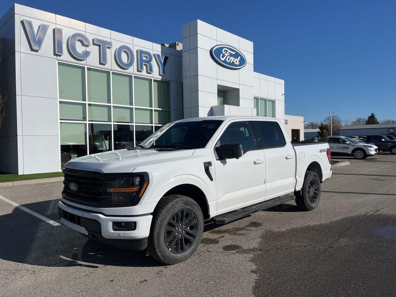 New 2025 Ford F-150 XLT for sale in Chatham, ON