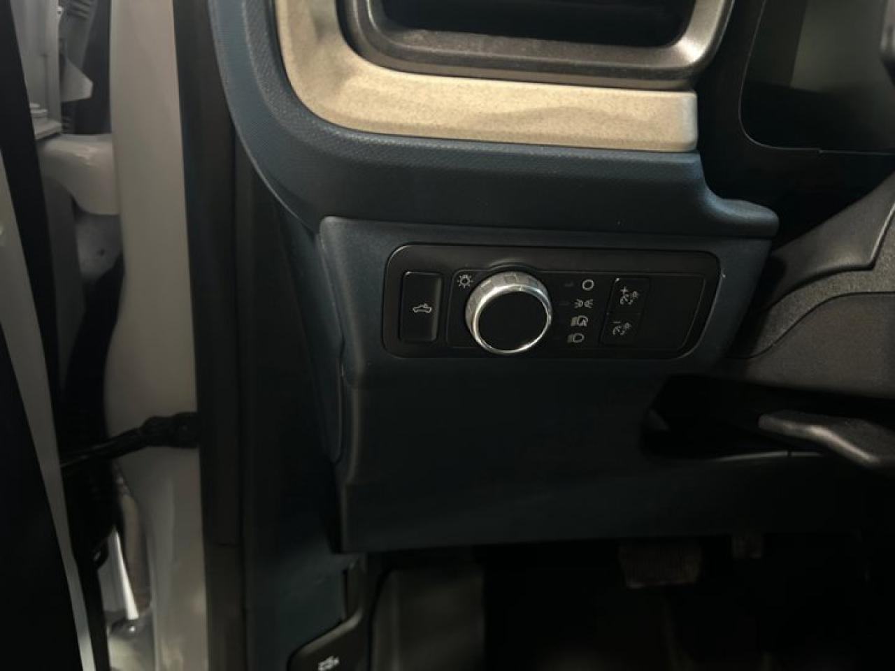 12301586