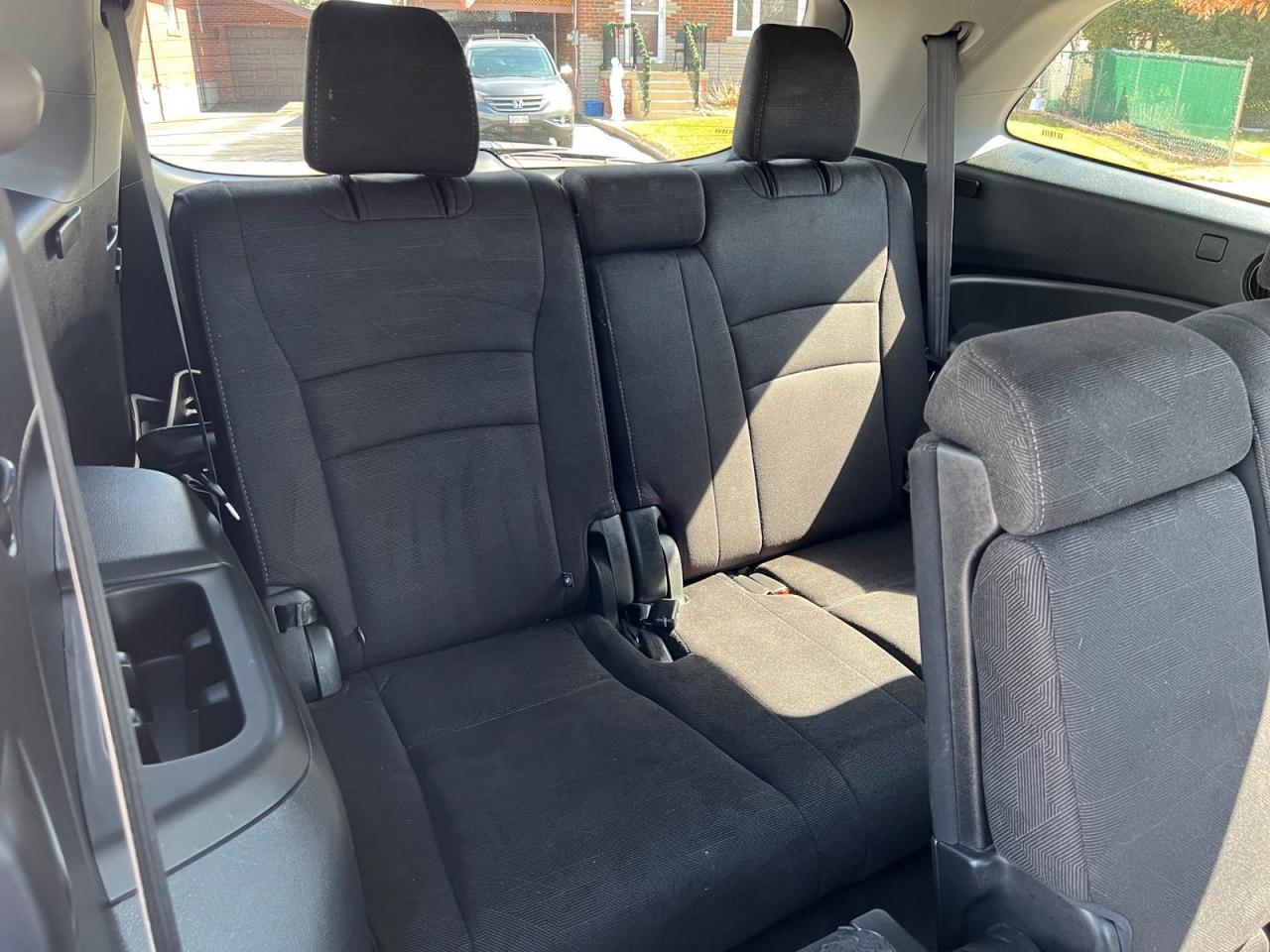 2021 Honda Pilot EX 4WD - Photo #14