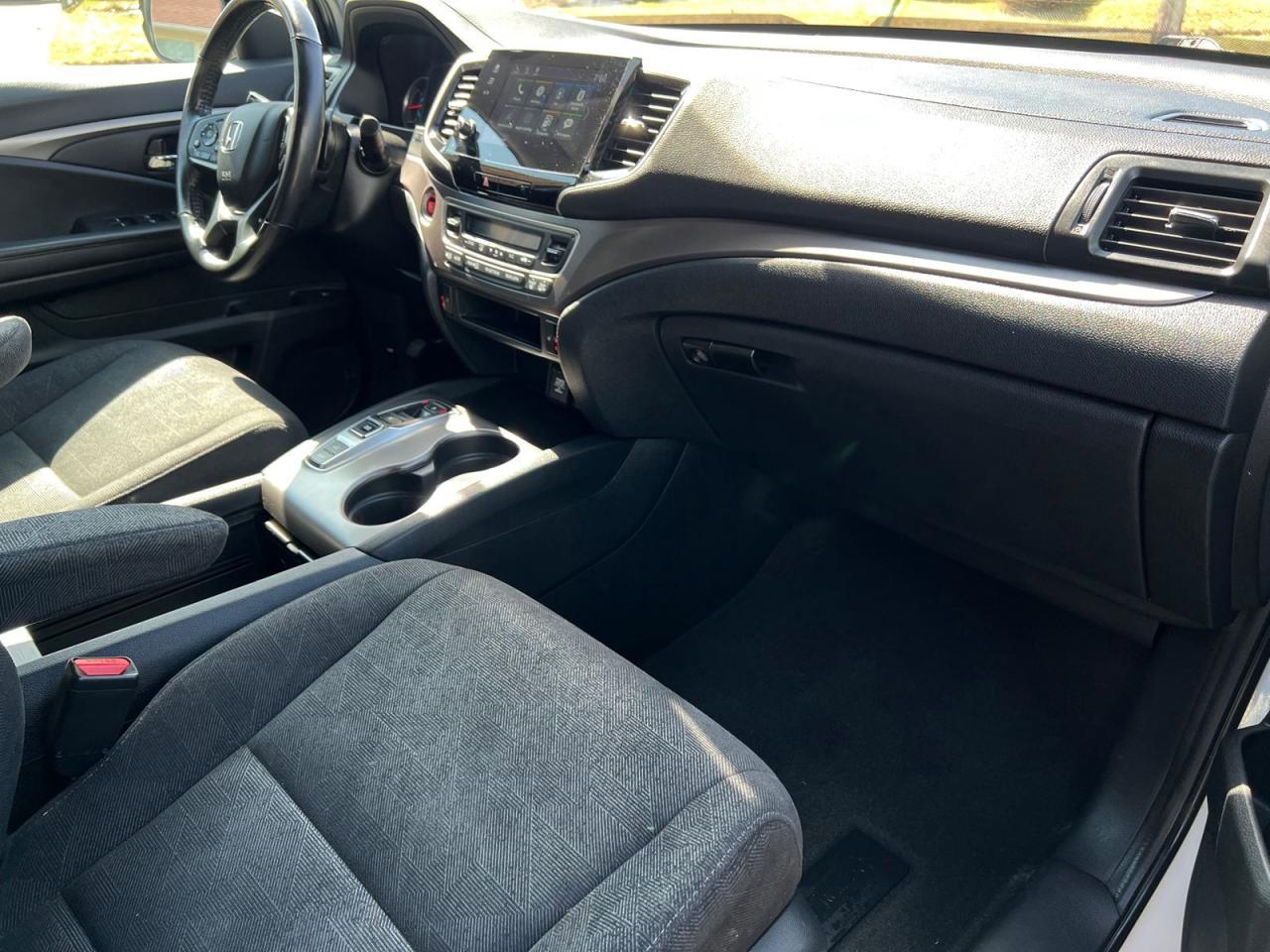 2021 Honda Pilot EX 4WD - Photo #10