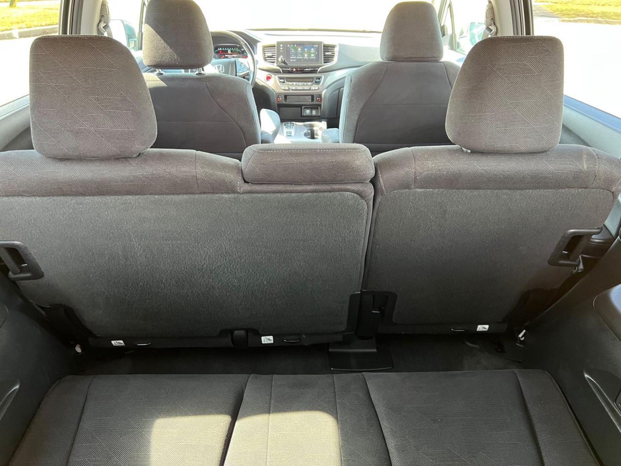 2021 Honda Pilot EX 4WD - Photo #16