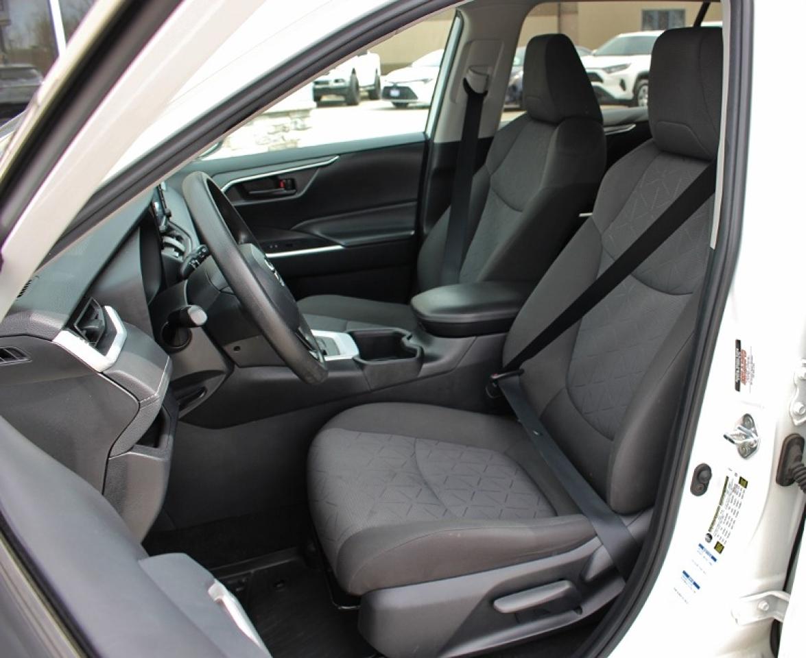 2022 Toyota RAV4 LE*AWD*Heated Seats*Bluetooth*Rear Cam - Photo #13
