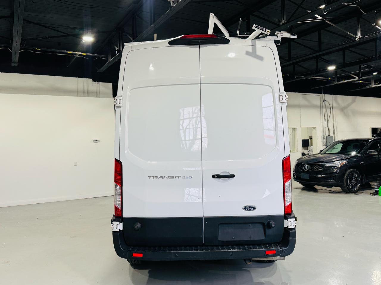 2020 Ford Transit Cargo Van  - Photo #5