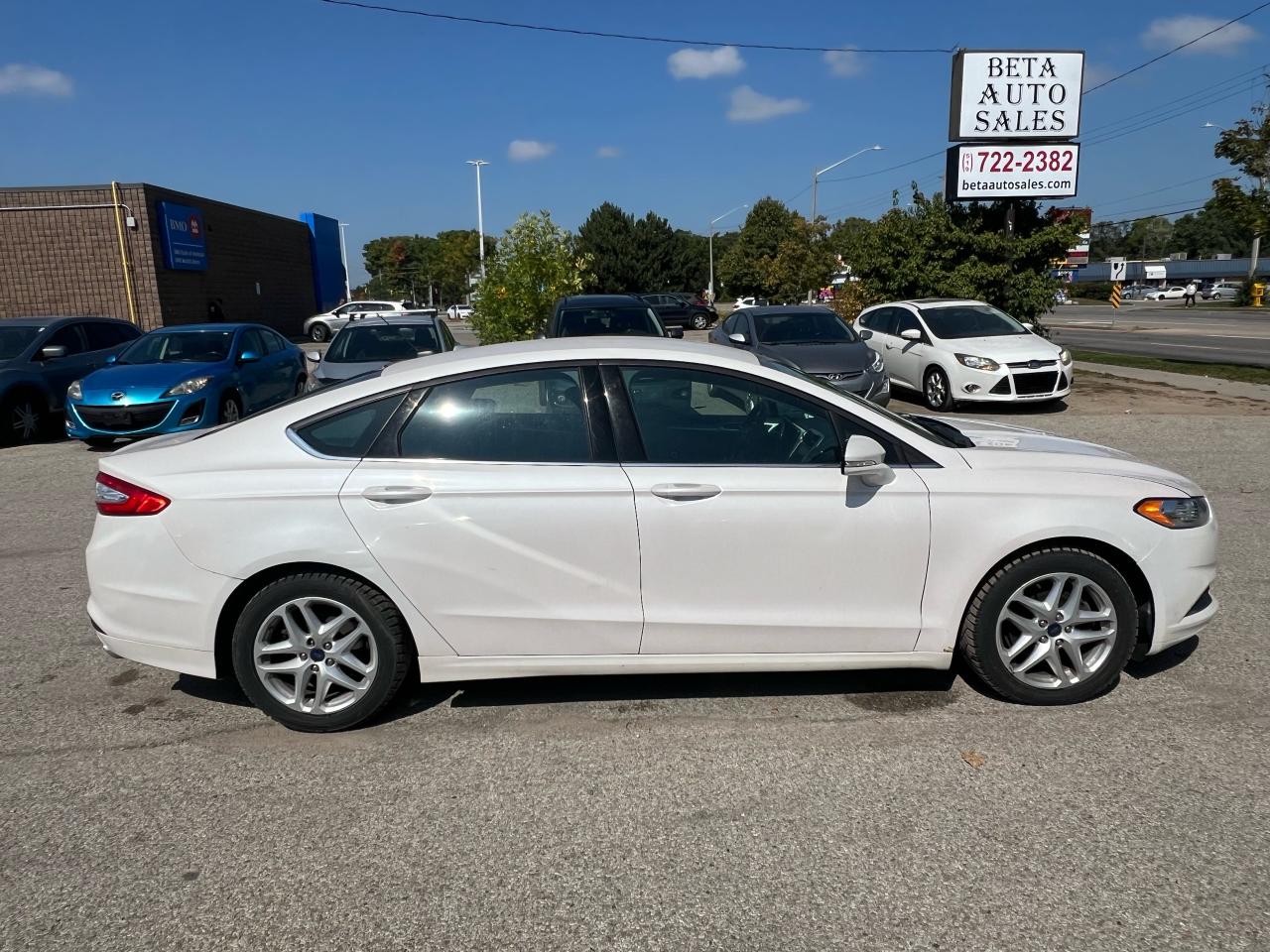 2014 Ford Fusion 4dr Sdn SE FWD - Photo #7