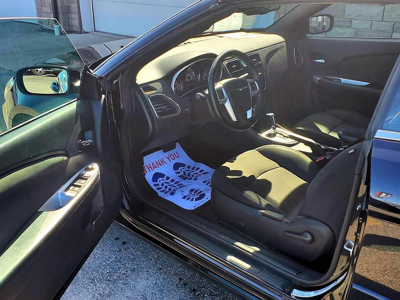 2011 Chrysler 200 2dr Conv Touring-3.6L V6-HEATED SEATS-PWR TOP - Photo #10