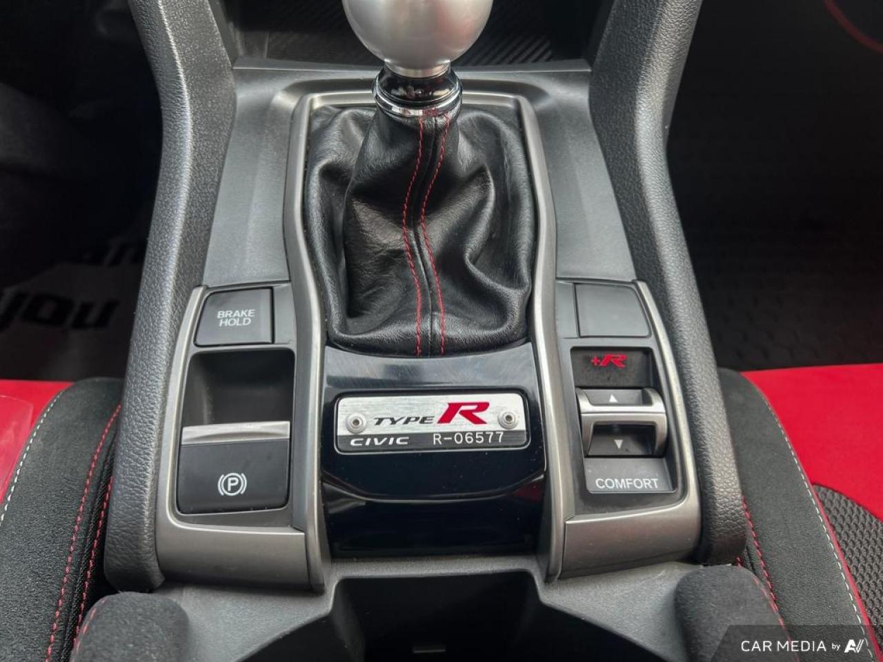 2018 Honda Civic Type R TYPE R / MANUAL / RED BUCKETS / NAV / ALLOYS - Photo #16