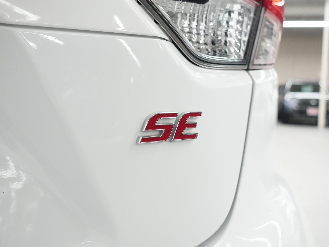 2020 Toyota Corolla SE | Sunroof | ACC | BSM | Heated Seats | CarPlay