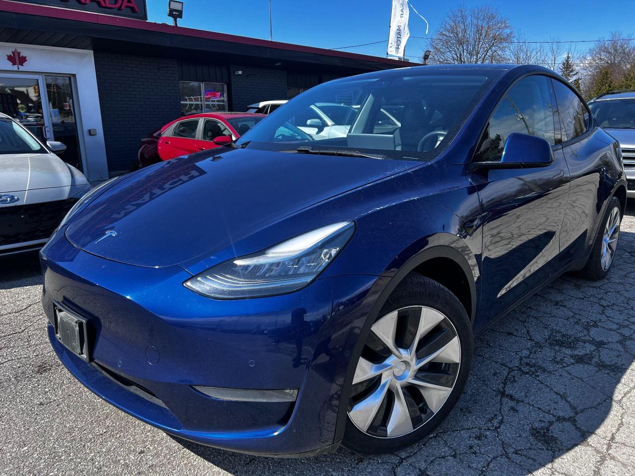 <p>LONG RANGE *** NAVIGATION *** TOW PACKAGE *** LEATHER SEATS *** HEATED SEATS FRONT/REAR *** LANE DEPARTURE WARNING *** LANE KEEPING ASSIST *** CROSS-TRAFFIC ALERT *** LANE DEPARTURE WARNING *** POWER FOLDING MIRRORS *** POWER LIFTGATE *** AUTO *** AC *** POWER GROUP *** ALLOY WHEELS *** BLUETOOTH *** ONLY 94448KM *** VEHICLE COMES CERTIFIED *** NO HIDDEN FEES *** WE DEAL WITH ALL THE MAJOR BANKS JUST LIKE THE FRANCHISE DEALERS *** WORTH THE DRIVE TO CAMBRIDGE ****<br /><br /></p><p><strong>FINANCE PRICE: 35995</strong></p><p><strong>CASH PRICE:36995</strong></p><p><br />HOURS : MONDAY TO THURSDAY 11 AM TO 7 PM FRIDAY 11 AM TO 6 PM SATURDAY 10 AM TO 5 PM<br /><br /><br />ADDRESS : 6 JAFFRAY ST CAMBRIDGE ONTARIO</p>