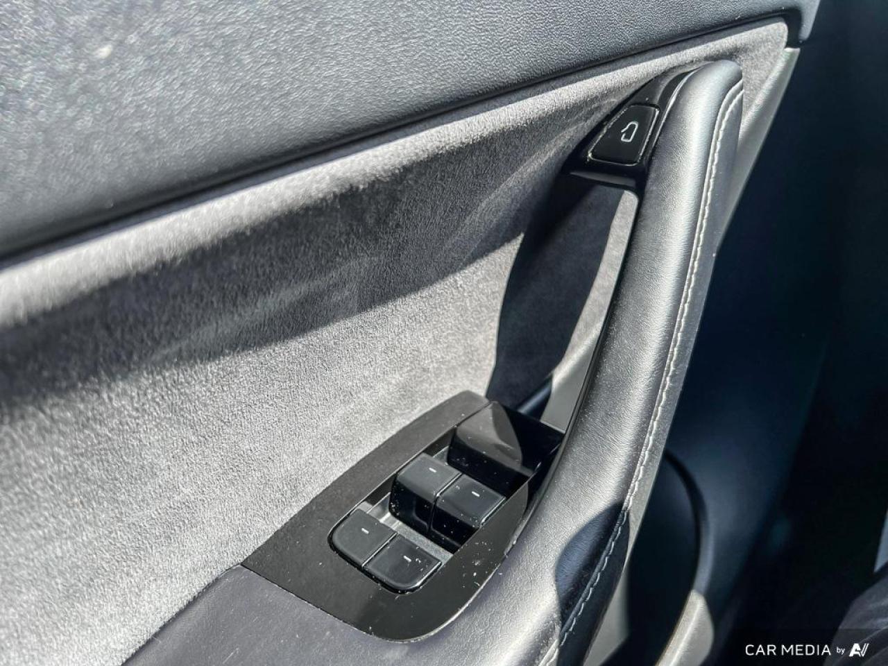 2020 Tesla Model Y LONG RANGE / AWD / NAV / LEATHER / ALLOYS - Photo #12