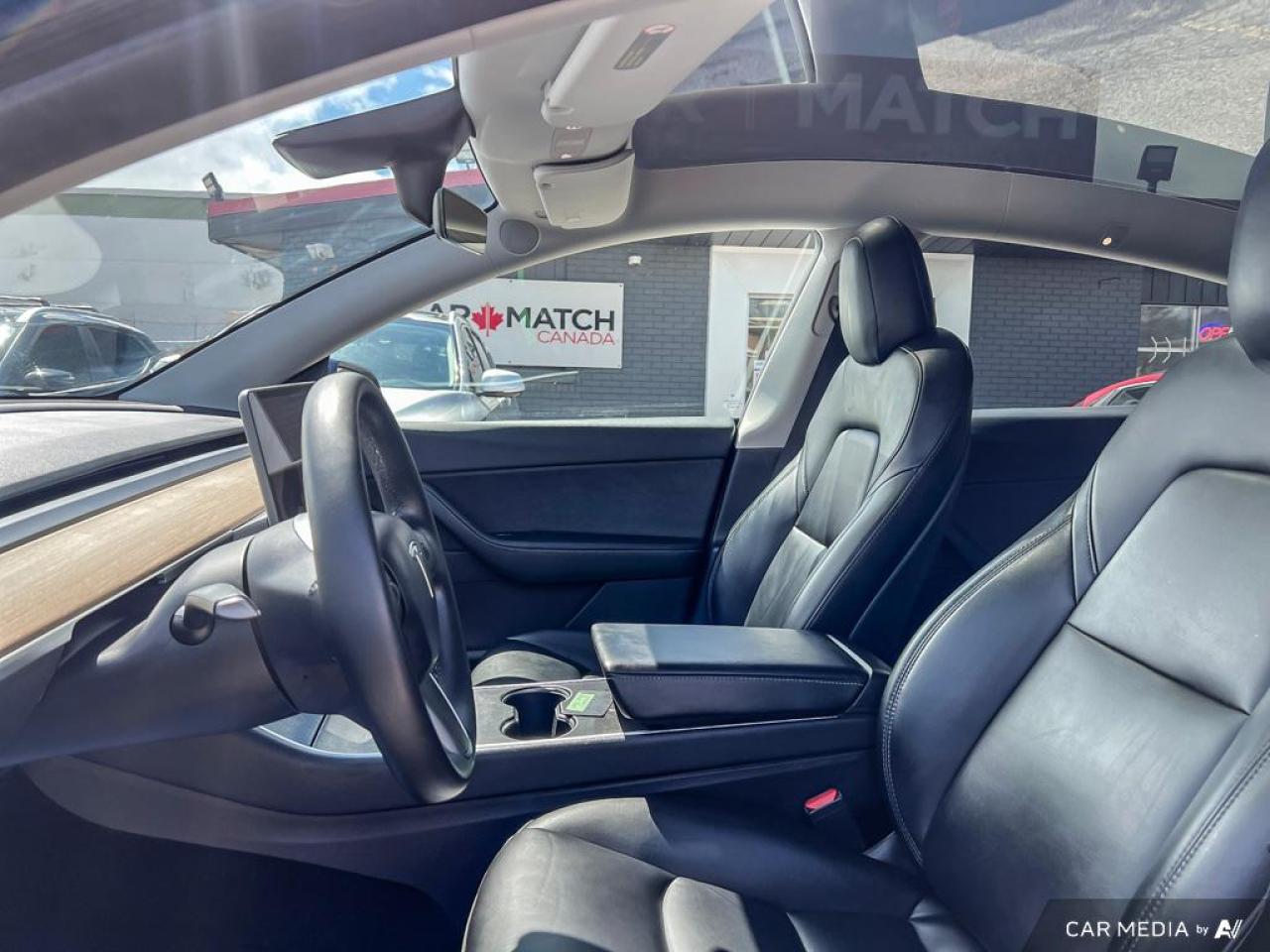 2020 Tesla Model Y LONG RANGE / AWD / NAV / LEATHER / ALLOYS - Photo #9