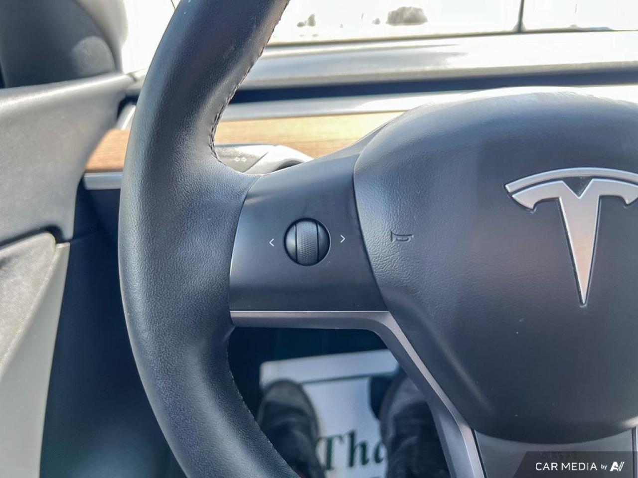 2020 Tesla Model Y LONG RANGE / AWD / NAV / LEATHER / ALLOYS - Photo #16