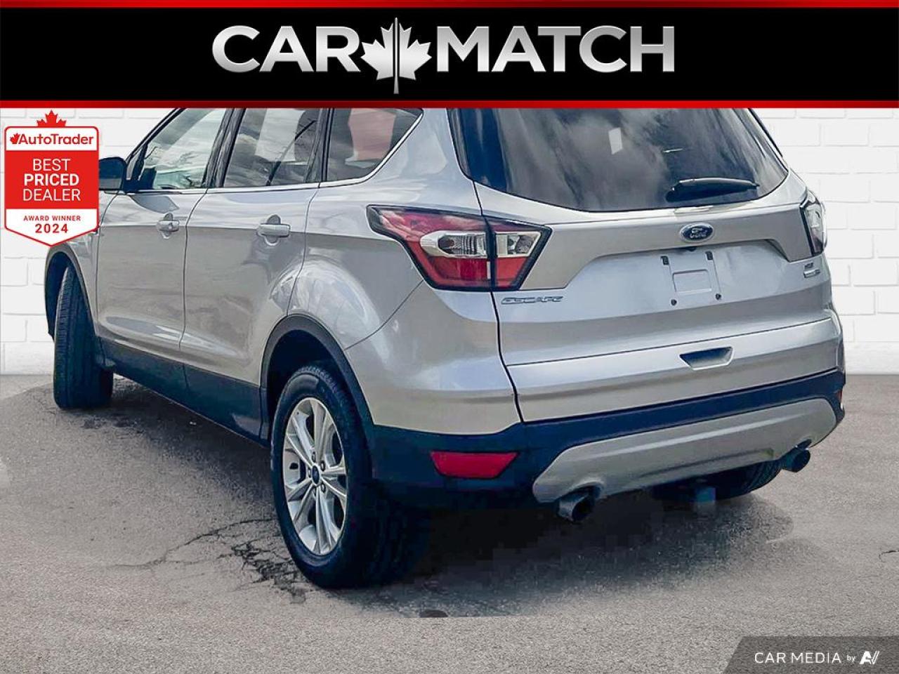 2017 Ford Escape SE / 4WD / LEATHER / BACKCAM / HTD SEATS - Photo #2
