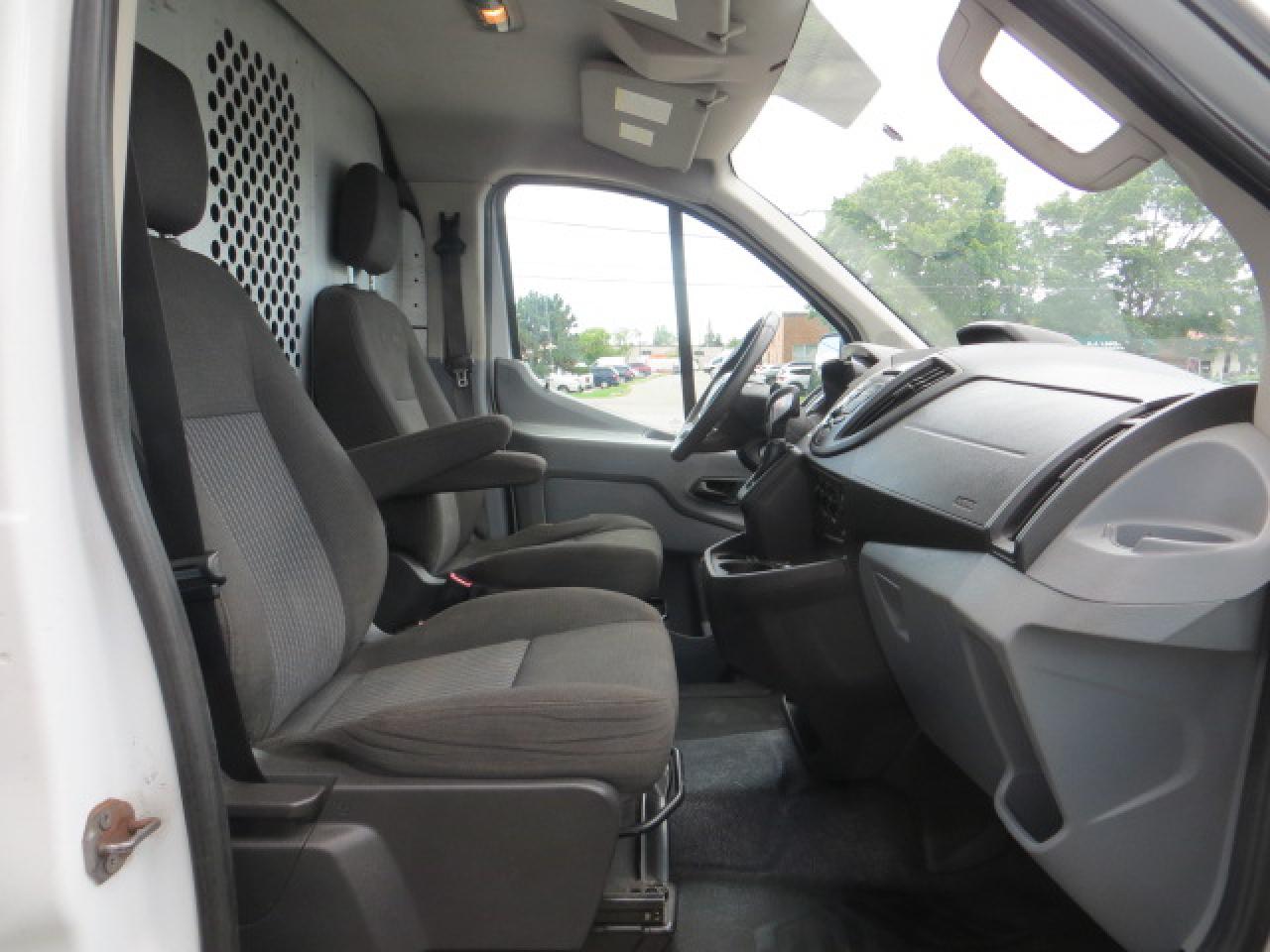 2018 Ford Transit CERTIFIED, T-250, 3.7L, SHELVES, CAMERA, BLUETOOTH - Photo #9