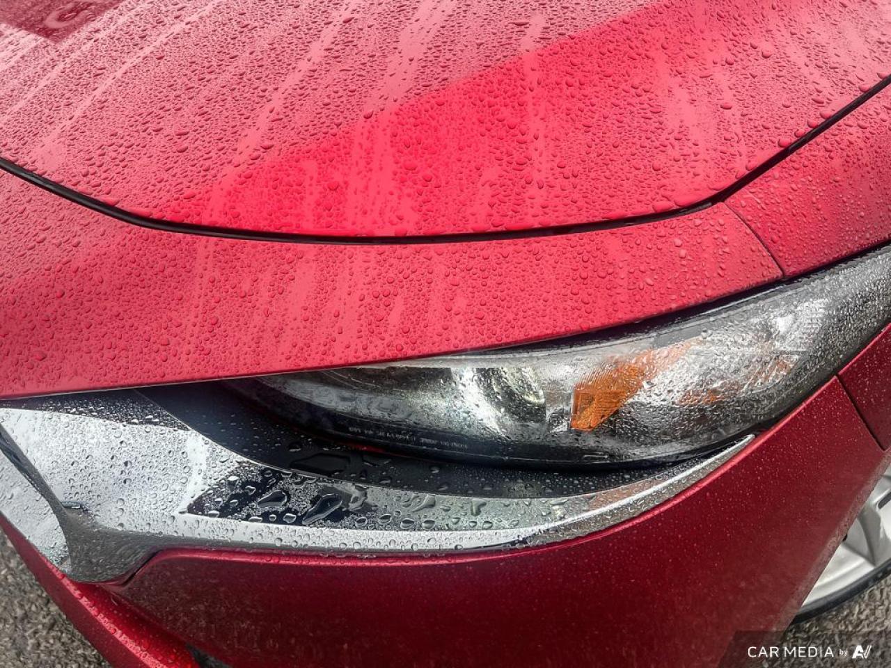 2020 Mazda MAZDA3 GX / BACKCAM / HTD SEATS / AUTO / ALLOYS - Photo #7