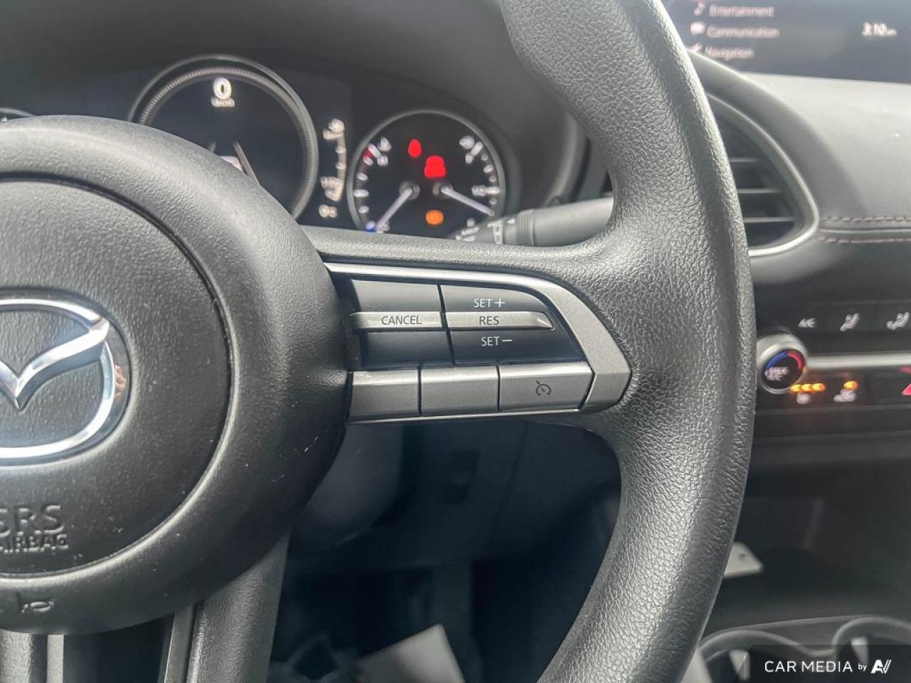 2020 Mazda MAZDA3 GX / BACKCAM / HTD SEATS / AUTO / ALLOYS - Photo #21