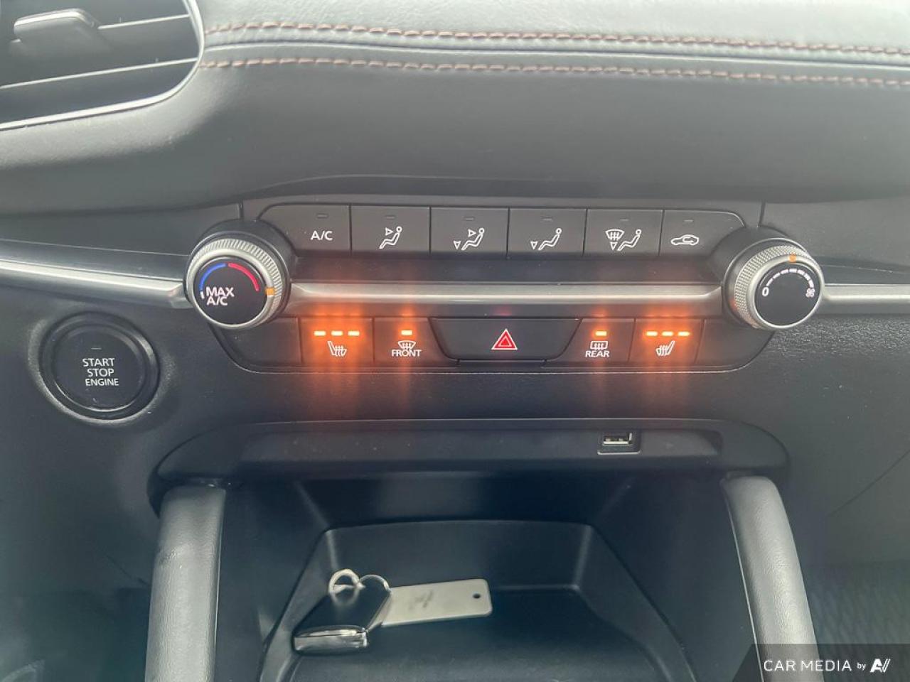 2020 Mazda MAZDA3 GX / BACKCAM / HTD SEATS / AUTO / ALLOYS - Photo #17