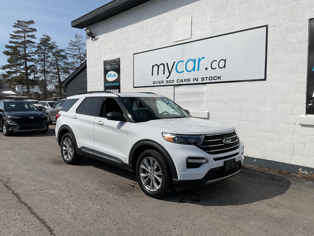 Used 2023 Ford Explorer 2.3L XLT 4WD!!! SUNROOF. HEATED SEATS. LEATHER. BACKUP CAM. BLUETOOTH. A/C. CRUISE. PWR GROUP. PERFE for sale in Kingston, ON