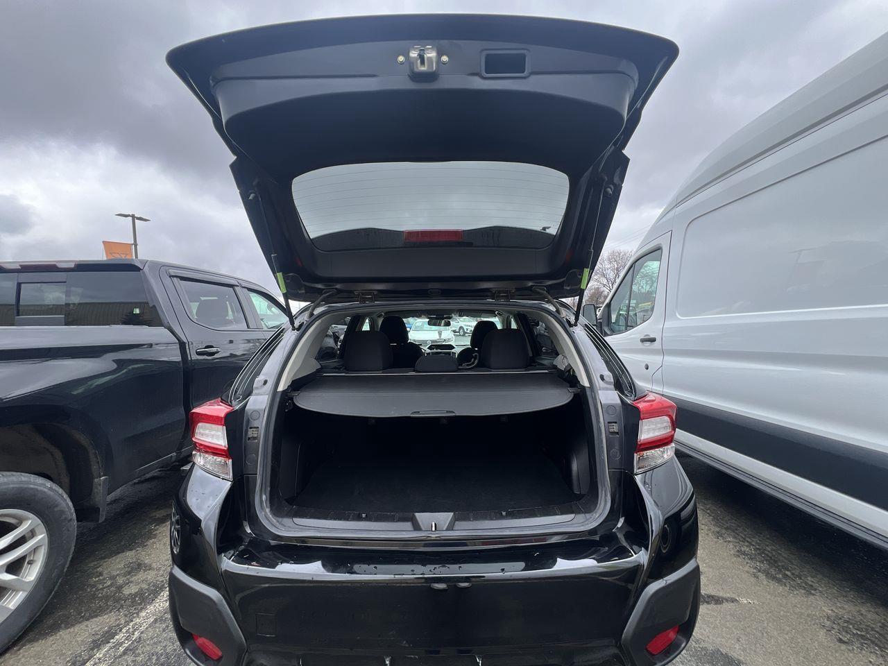 2019 Subaru XV Crosstrek Touring APPLE CARPLAY/ANDROID AUTO, HEATED SEATS, BACK UP CAM, CRUISE CONTROL! Photo