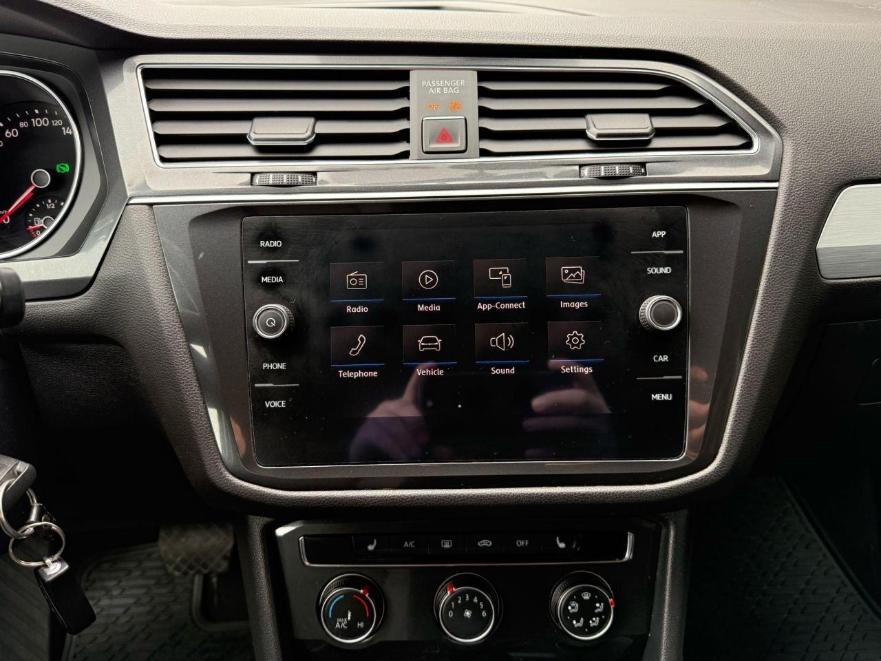 2018 Volkswagen Tiguan Trendline 4Motion - Photo #12