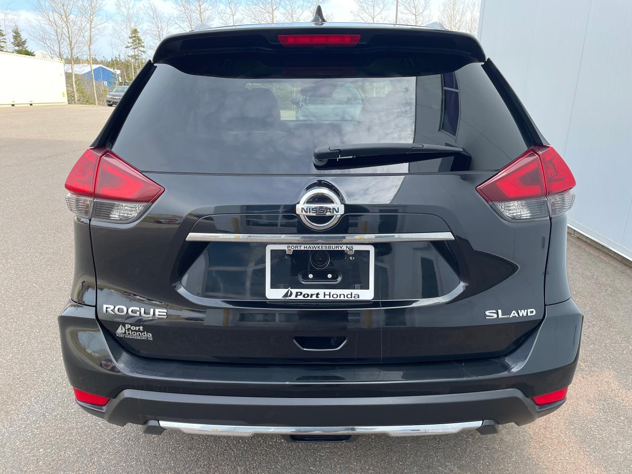 2018 Nissan Rogue SL Photo4