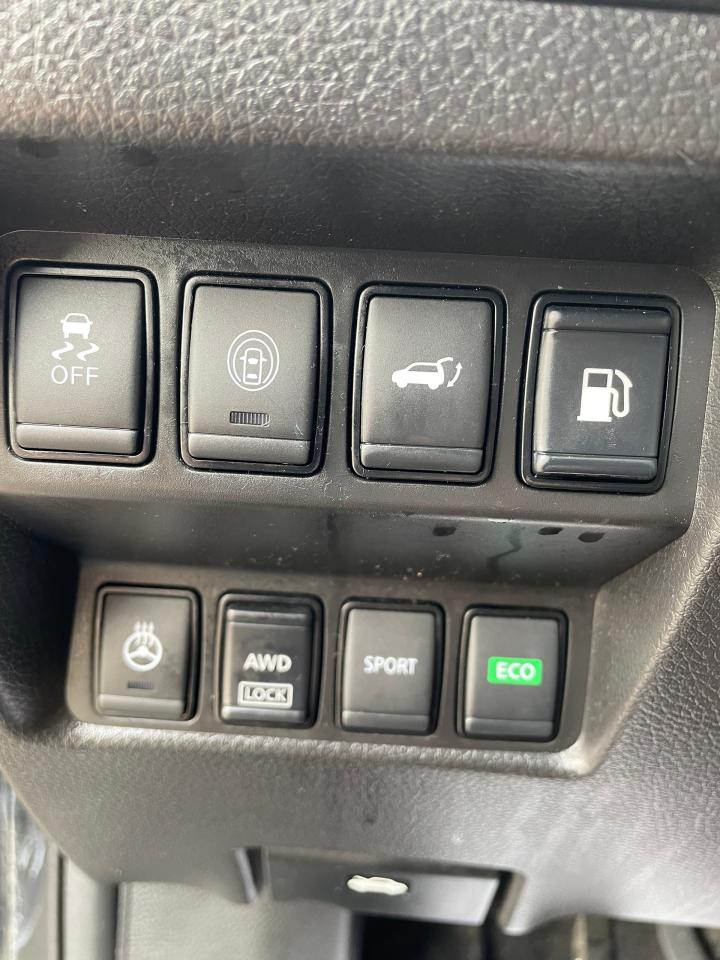 2018 Nissan Rogue SL Photo