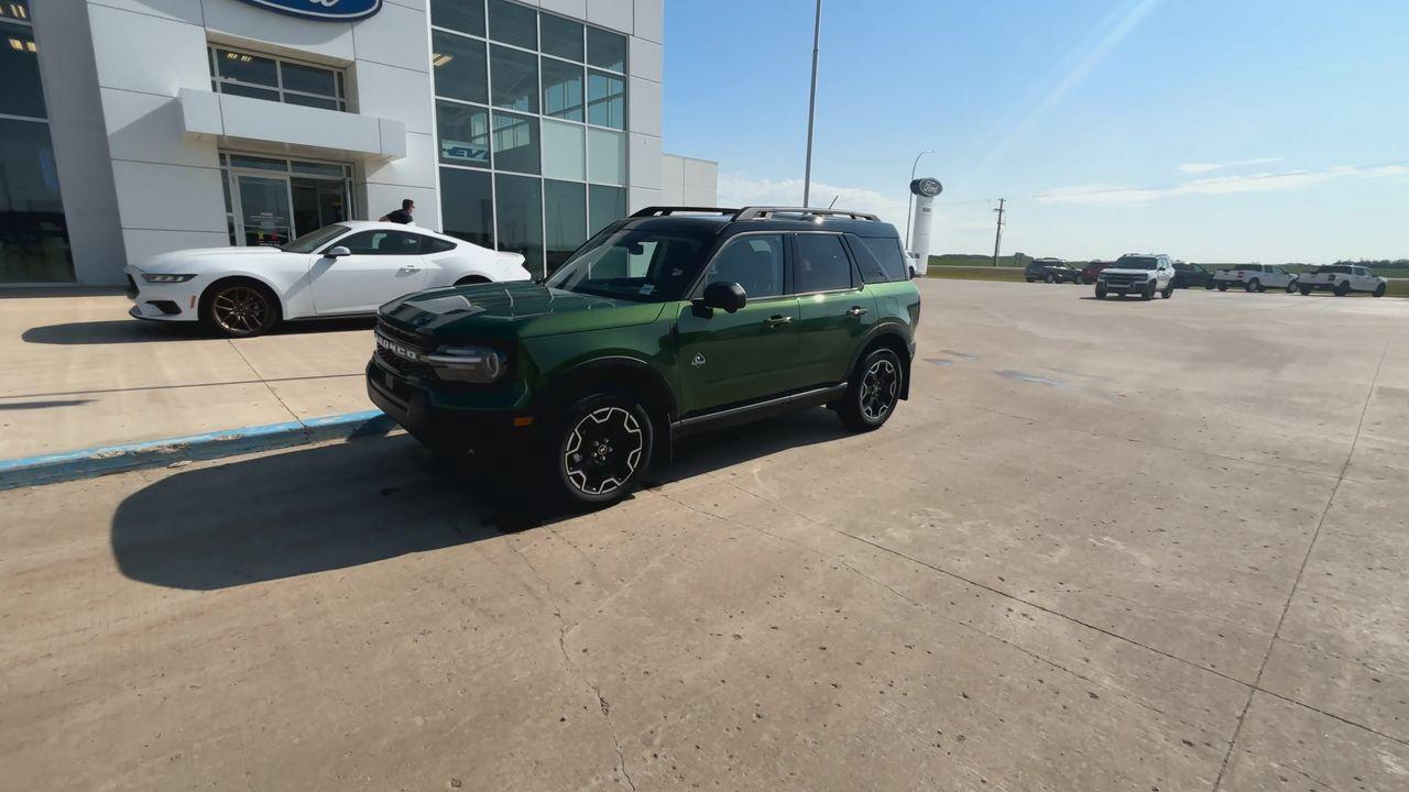 2025 Ford Bronco Sport Outer Banks 4X4 Photo3