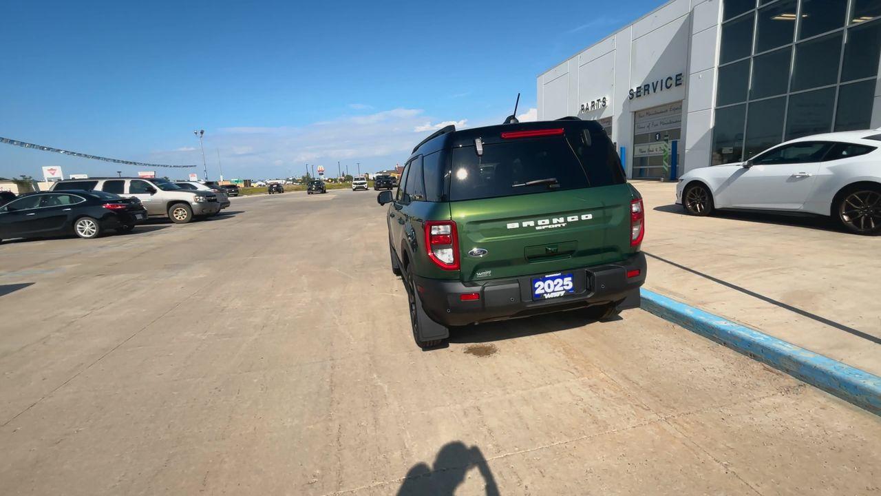 2025 Ford Bronco Sport Outer Banks 4X4 Photo5
