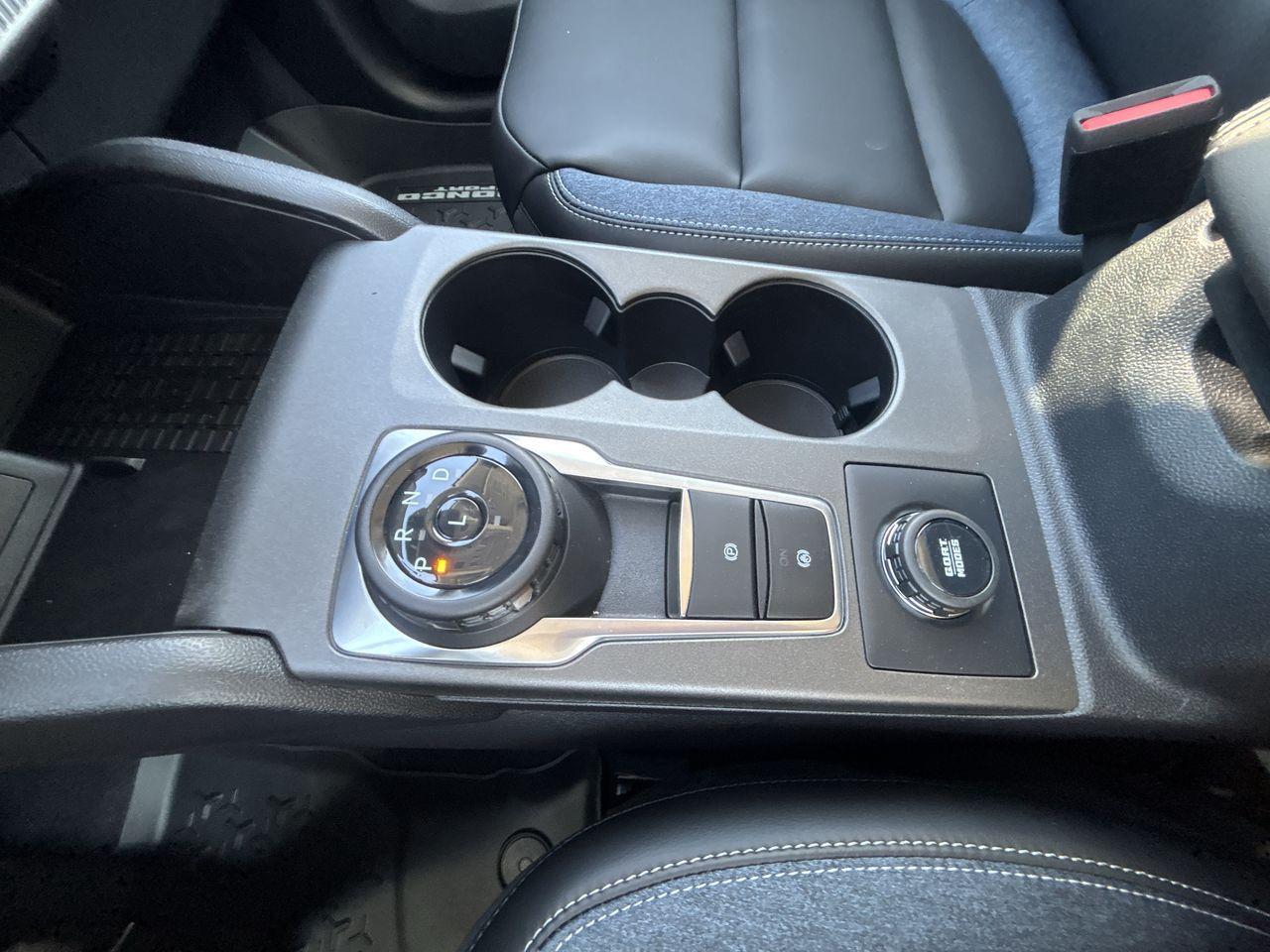 2025 Ford Bronco Sport Outer Banks 4X4 Photo5