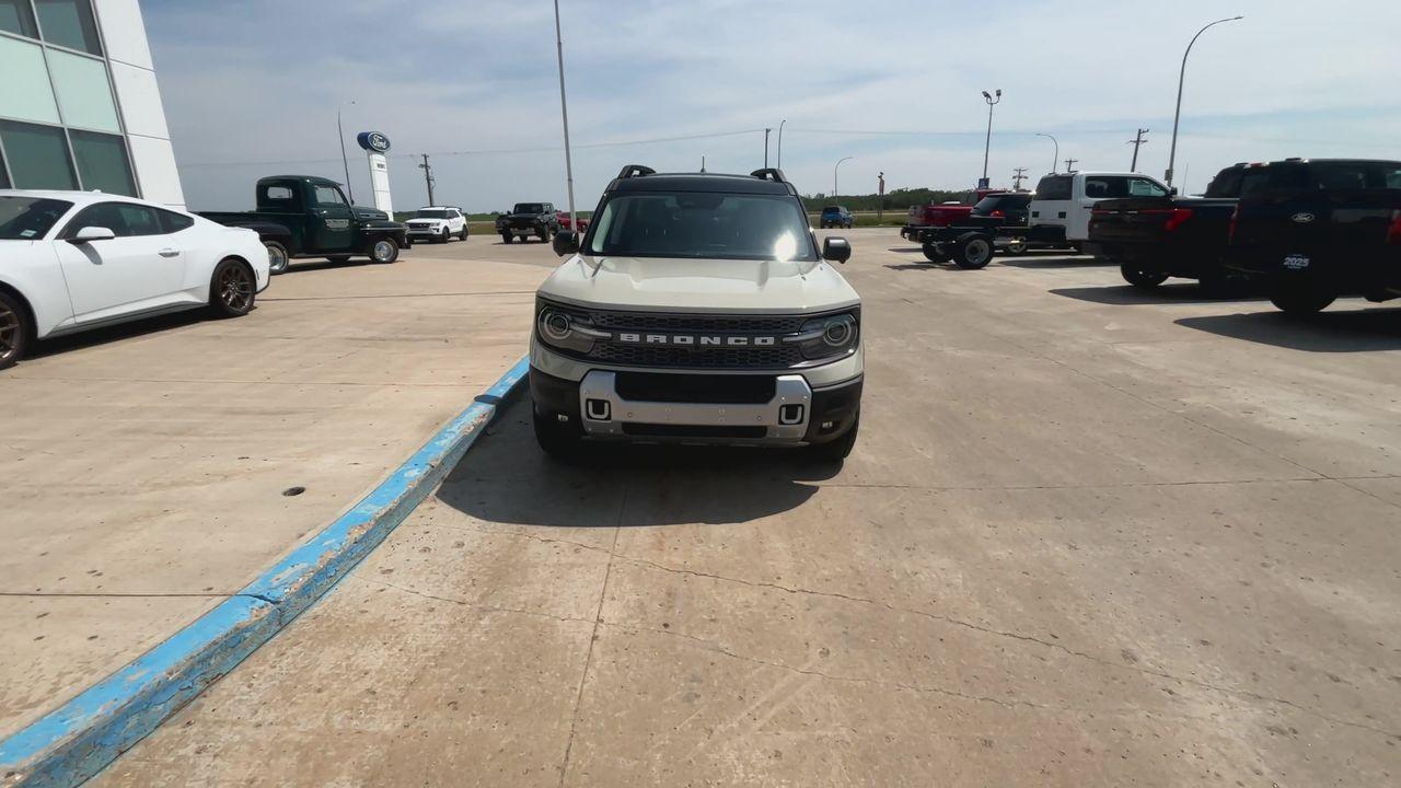 2025 Ford Bronco Sport Badlands 4x4 Photo2