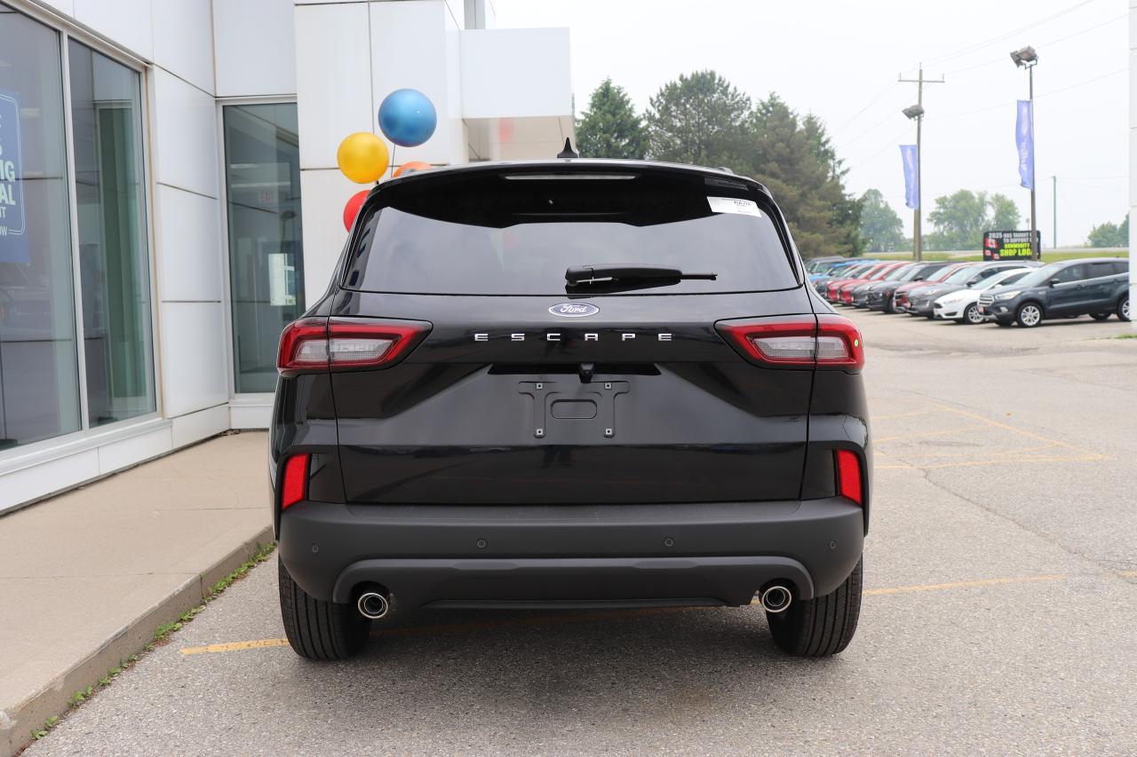 2025 Ford Escape ST-LINE FWD Photo